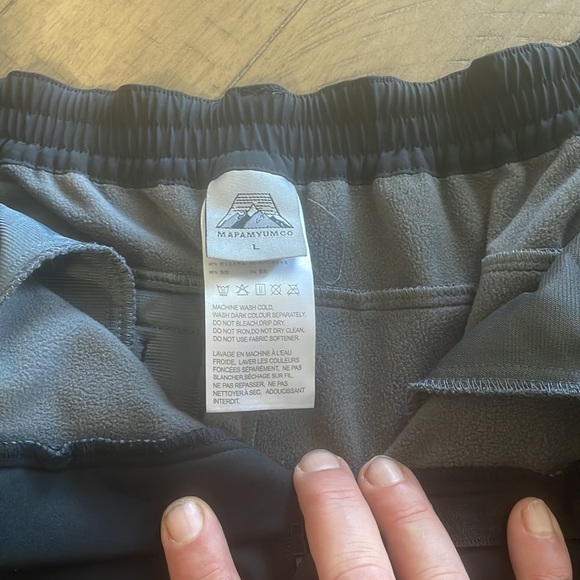 Men’s Black Fleece Lined Water-Resistant Hiking/outdoor pants - black - Sz L - Picture 4 of 8